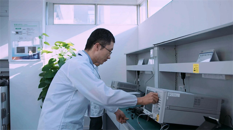 mtxx12.jpg mtxx12.jpg